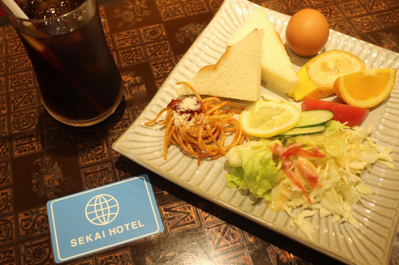 Sekai Hotel Shika Осака Экстерьер фото